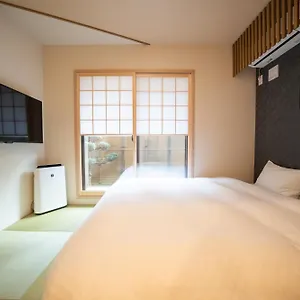 yado-tenku-kyoto-nijo.hotels-in-kyoto.org/